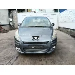 PEUGEOT 5008 '2011 *