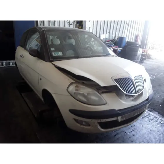 LANCIA YPSILON (101) '2005 1.4 CAT DORADO