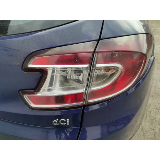 RENAULT MEGANE III SPORT TOURER '2011 1.5 DCI DIESEL FAP AZUL MARINO