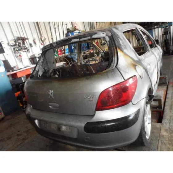 PEUGEOT 307 (S1) '2004 2.0 16V HDI FAP CAT (RHR / DW10BTED4) GRIS / CALCINADO