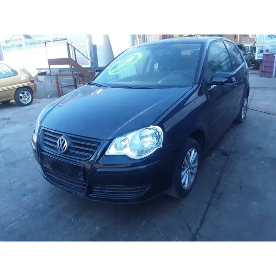 VOLKSWAGEN POLO (9N3) '2008 * NEGRO