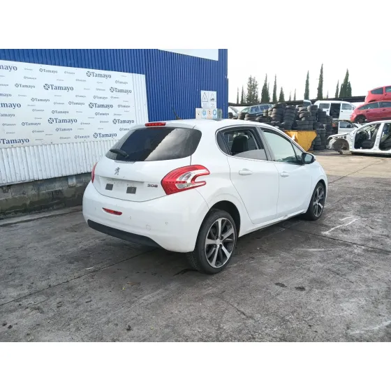 Peugeot 208 I (CA_, CC_) 2012