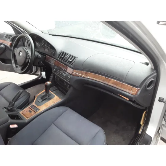 BMW SERIE 5 BERLINA (E39) '2000 528I PLATA