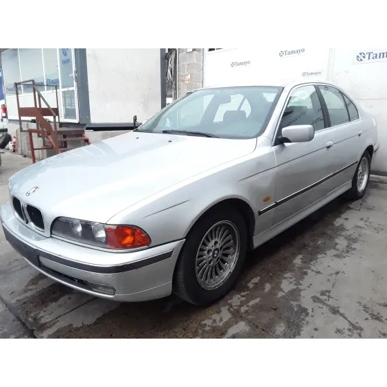 BMW SERIE 5 BERLINA (E39) '2000 528I PLATA