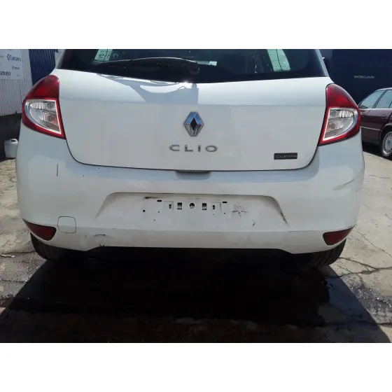 RENAULT CLIO III '2013 1.5 DCI DIESEL FAP BLANCO