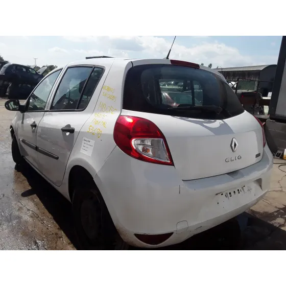 RENAULT CLIO III '2013 1.5 DCI DIESEL FAP BLANCO