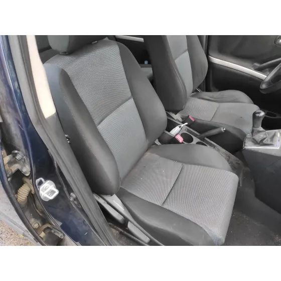 TOYOTA COROLLA VERSO (R1) '2008 2.2 TURBODIESEL CAT AZUL