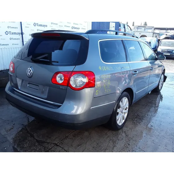 VOLKSWAGEN PASSAT VARIANT (3C5) '2005 1.9 TDI MARRON
