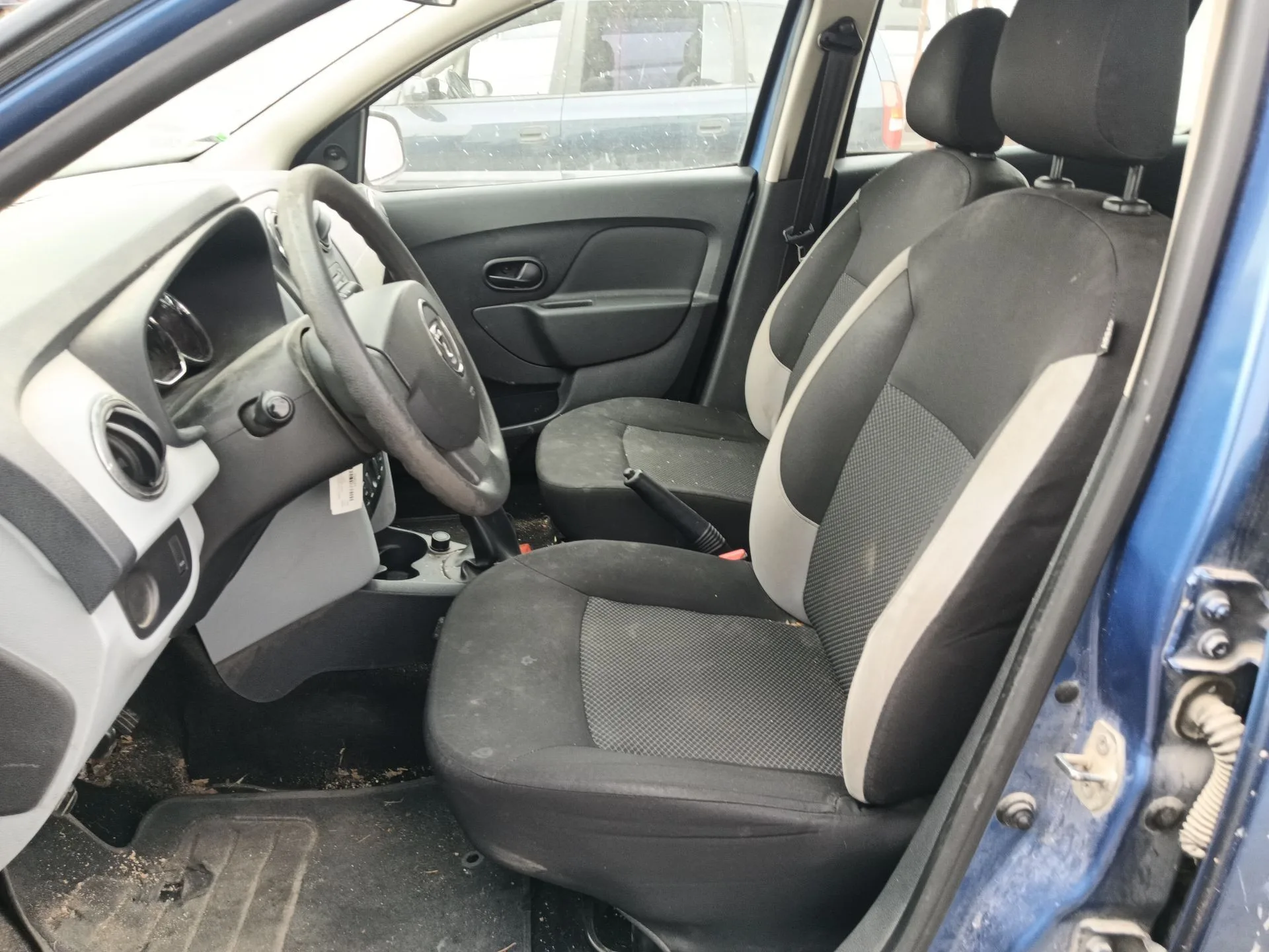 Dacia SANDERO II (B8_) 2015