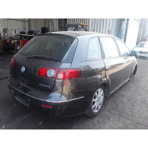 FIAT CROMA (194) '2007 1.9 8V MULTIJET ACTIVE GRIS VERDE