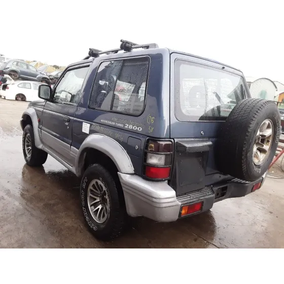 MITSUBISHI MONTERO (V20/V40) '1994 2.8 TURBODIESEL AZUL