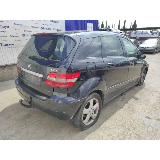 MERCEDES CLASE B (W245) '2008 2.0 CDI CAT NEGRO