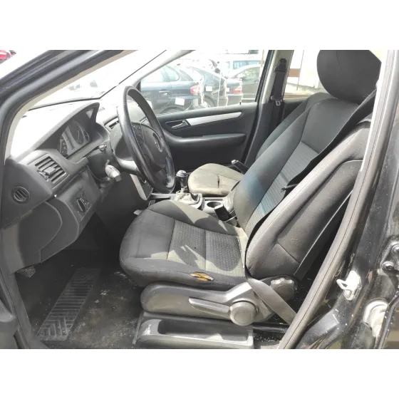 MERCEDES CLASE B (W245) '2008 2.0 CDI CAT NEGRO