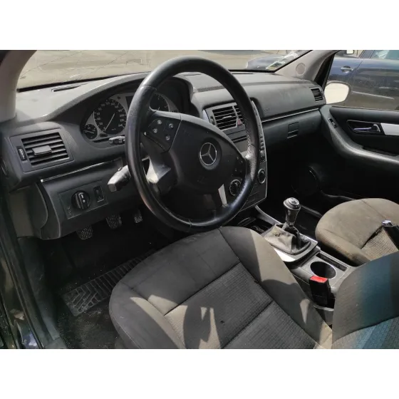 MERCEDES CLASE B (W245) '2008 2.0 CDI CAT NEGRO