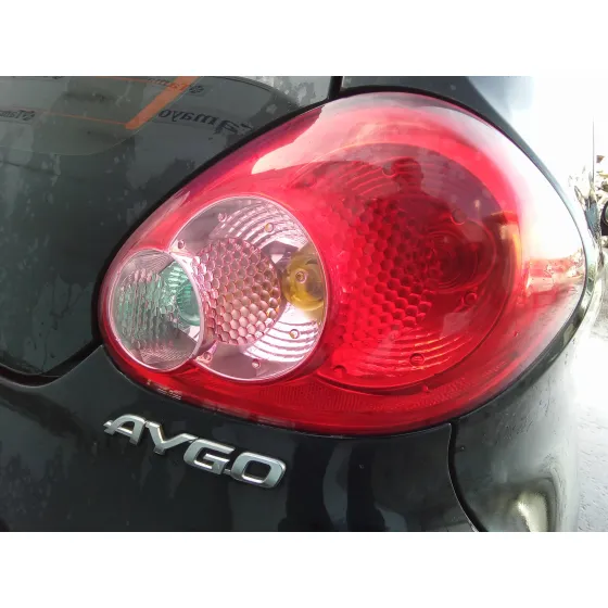 TOYOTA AYGO (KGB/WNB) '2008 1.0 CAT NEGRO
