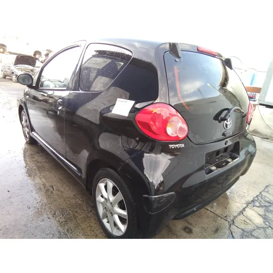 TOYOTA AYGO (KGB/WNB) '2008 1.0 CAT NEGRO