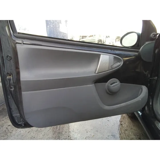 TOYOTA AYGO (KGB/WNB) '2008 1.0 CAT NEGRO