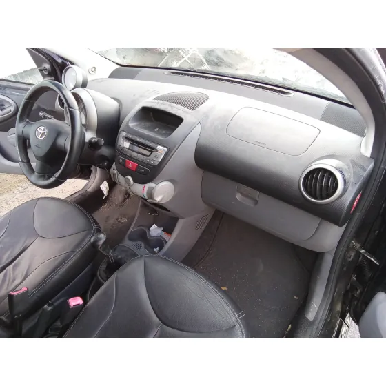 TOYOTA AYGO (KGB/WNB) '2008 1.0 CAT NEGRO