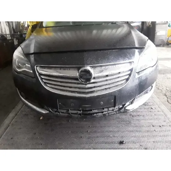 OPEL INSIGNIA BERLINA '2014 1.4 16V TURBO (BIVALENT. GASOLINA / LPG) NEGRO