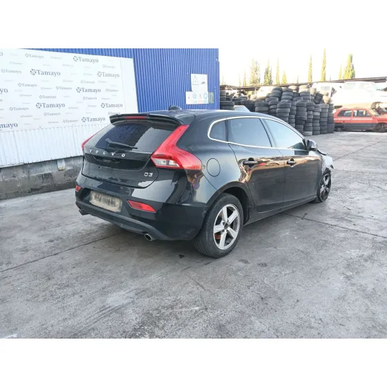 Volvo V40 HATCHBACK (525) 2015