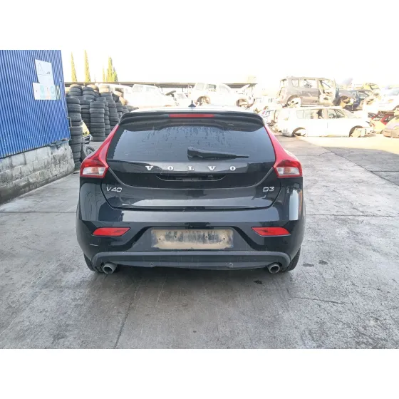 Volvo V40 HATCHBACK (525) 2015