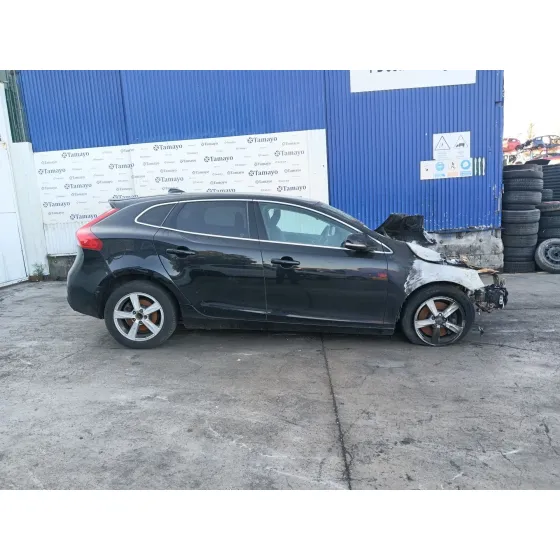 Volvo V40 HATCHBACK (525) 2015