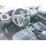 VOLVO V40 HATCHBACK (525)  2015