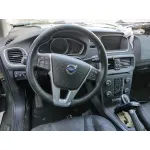 VOLVO V40 HATCHBACK (525)  2015