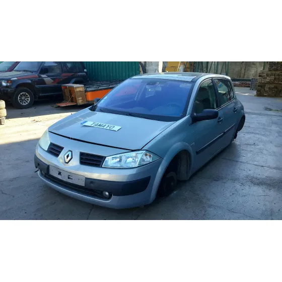 RENAULT MEGANE II BERLINA 3P '2004 * GRIS