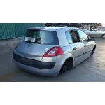 RENAULT MEGANE II BERLINA 3P RENAULT MEGANE II BERLINA 3P '2004 * GRIS 2002