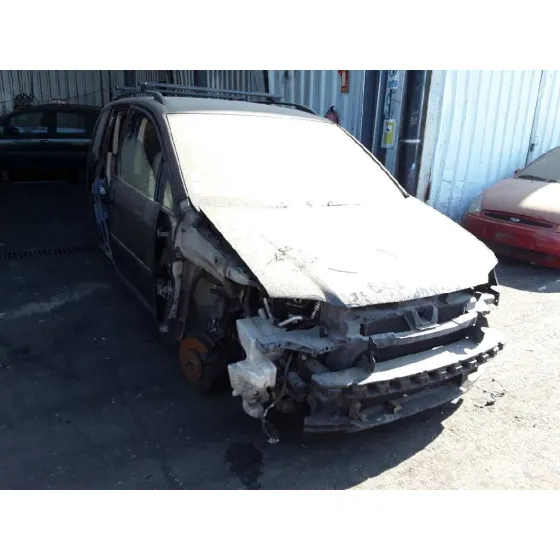VOLKSWAGEN TOURAN (1T2) '2006 * NEGRO