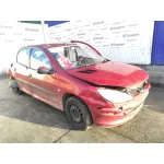 PEUGEOT 206 BERLINA PEUGEOT 206 BERLINA '2001 1.1 ROJO 1998