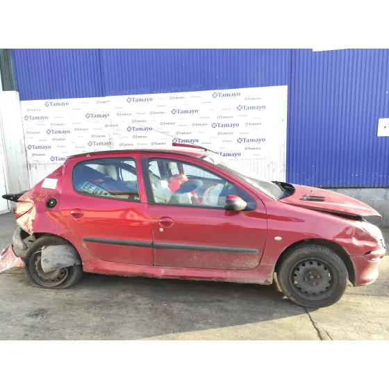 PEUGEOT 206 BERLINA '2001 1.1 ROJO