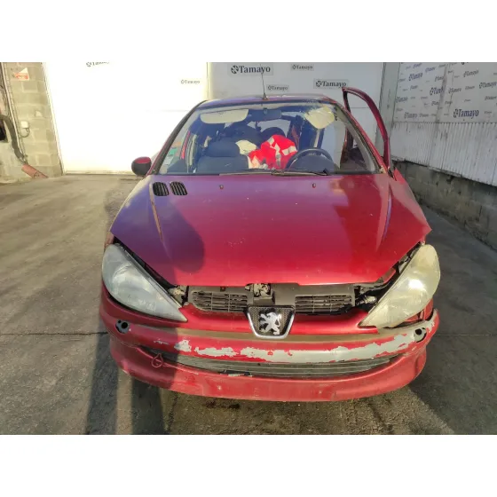 PEUGEOT 206 BERLINA '2001 1.1 ROJO