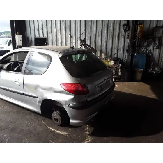 PEUGEOT 206 BERLINA '2003 * PLATA
