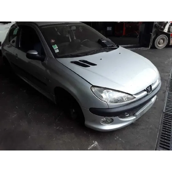 PEUGEOT 206 BERLINA '2003 * PLATA