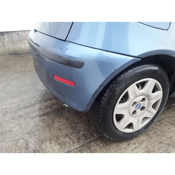 FIAT PUNTO BERLINA (188) '2004 * AZUL