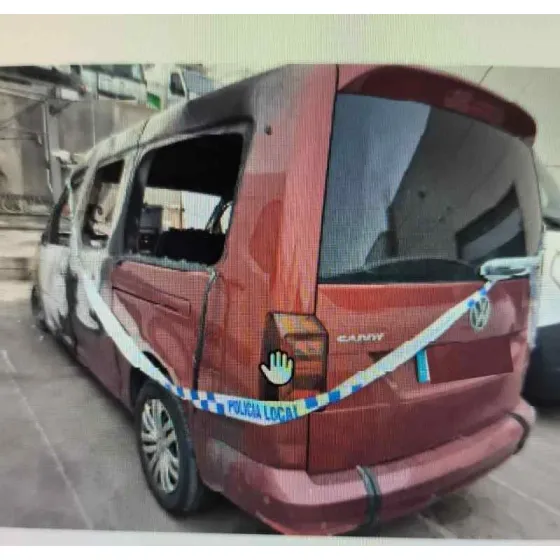 VOLKSWAGEN CADDY FURGON/KOMBI '2021 * GRANATE Q