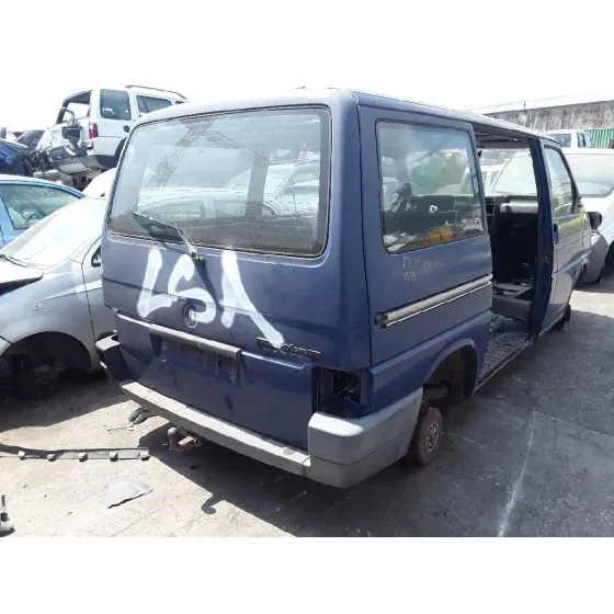 VOLKSWAGEN MULTIVAN '1994 2.4D AZUL