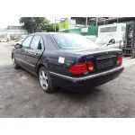 MERCEDES-BENZ CLASE E (W210) BERLINA MERCEDES CLASE E (W210) BERLINA '1998 2.8 V6 18V CAT AZUL 1995