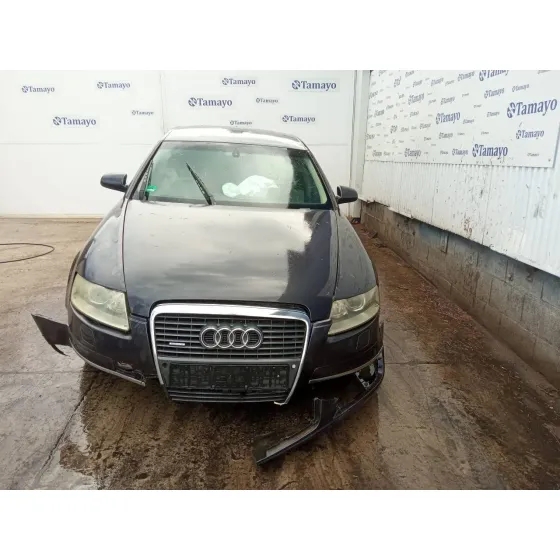 AUDI A6 BERLINA (4F2) '2001 4.2 V8 40V GRIS OSCURO