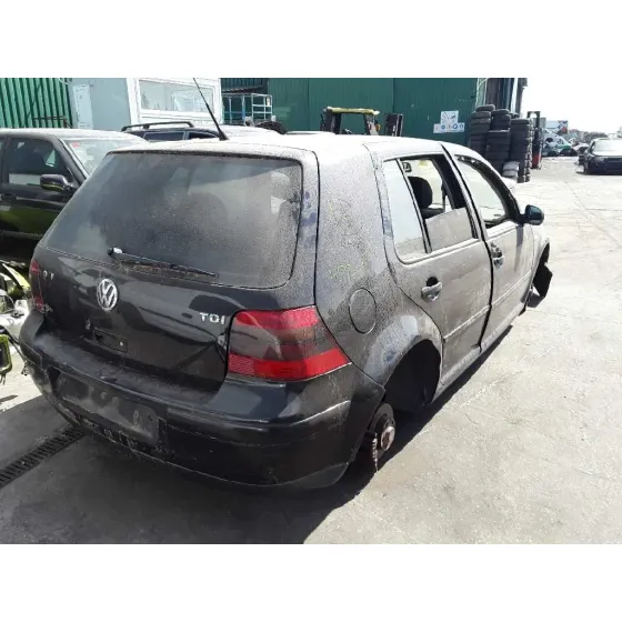 VOLKSWAGEN GOLF IV BERLINA (1J1) '1999 * NEGRO
