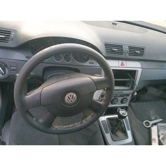 Volkswagen PASSAT B6 VARIANT (3C5) 2005
