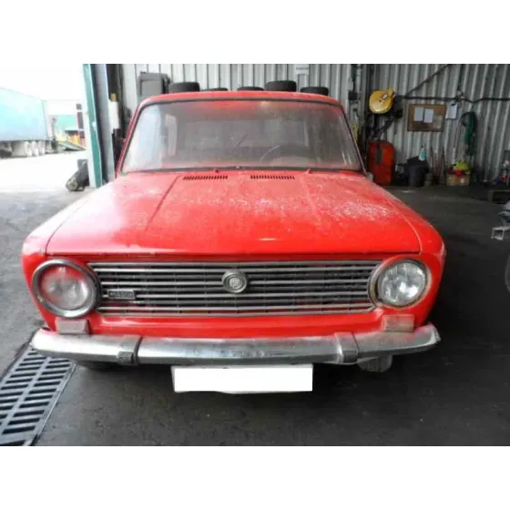 SEAT 124 1430 '1970 ROJO