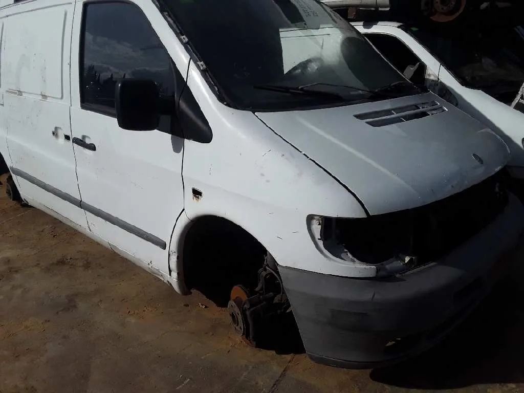MERCEDES-BENZ VITO (W638) CAJA CERRADA MERCEDES VITO (W638) CAJA CERRADA '2000 2.3 DIESEL BLANCO 1996