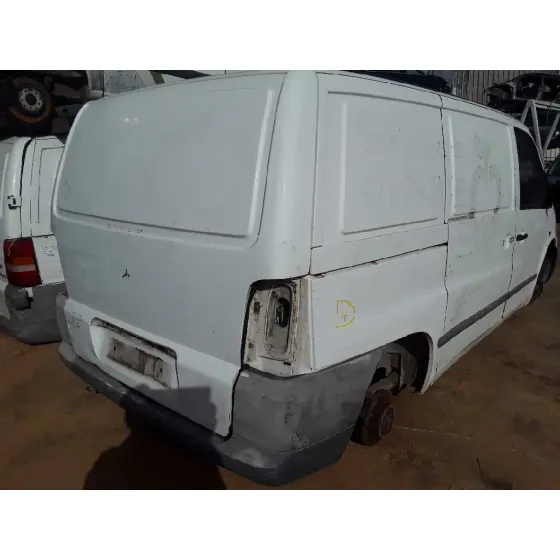 MERCEDES VITO (W638) CAJA CERRADA '2000 2.3 DIESEL BLANCO