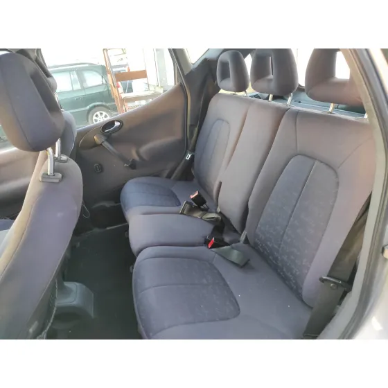 MERCEDES CLASE A (W168) '2000 1.4 CAT PLATA