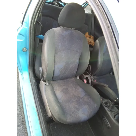 PEUGEOT 206 BERLINA '2000 1.6 AZUL