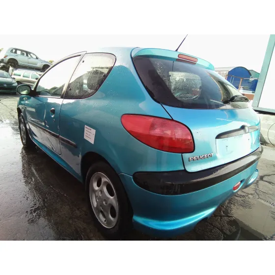 PEUGEOT 206 BERLINA '2000 1.6 AZUL