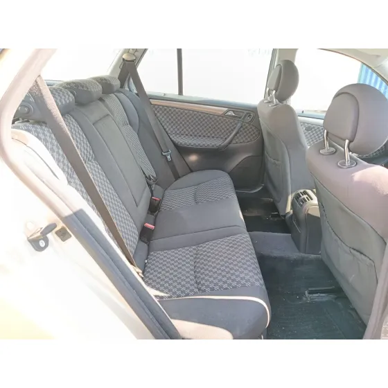 Mercedes-Benz CLASE C (W203) 2000